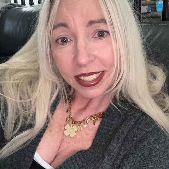 kellylively07